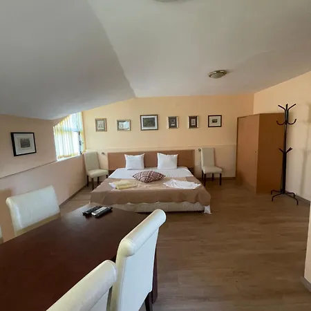 Otel Club 2008 Sofya